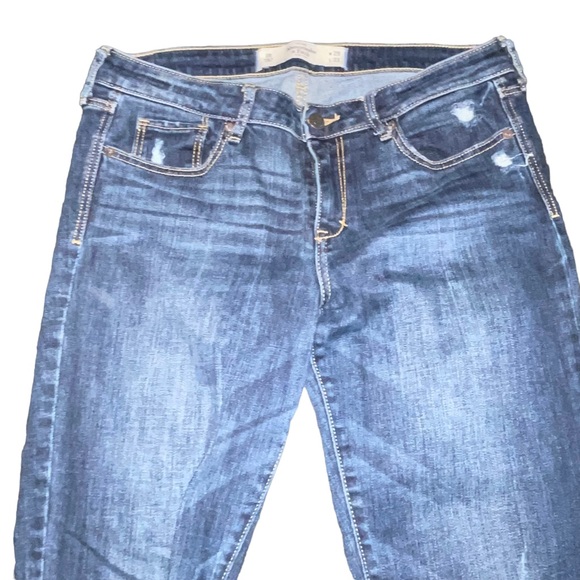 Abercrombie & Fitch Women’s Jeans Size 8R W29 L33 The A&F Boot Jean Distressed - Picture 2 of 5